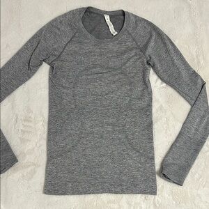 Lululemon grey long Sleeve